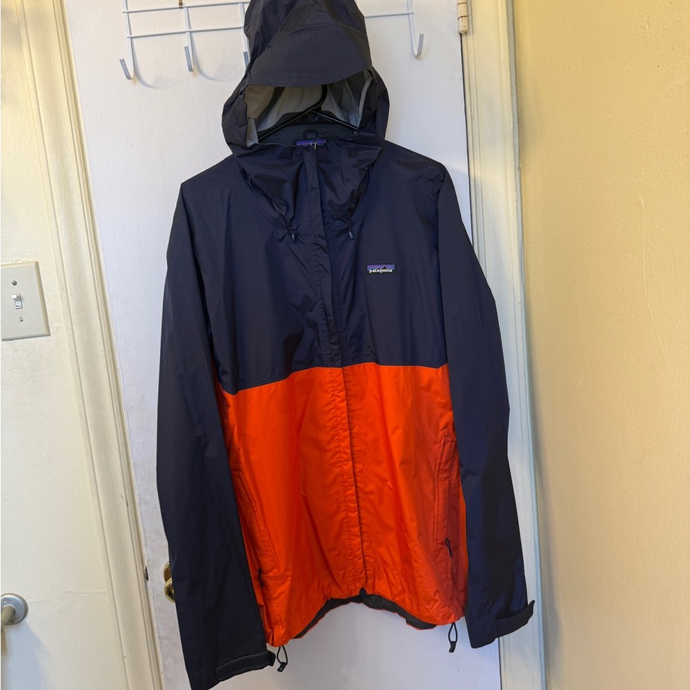 Men’s Patagonia Torrentshell 3L rain jacket